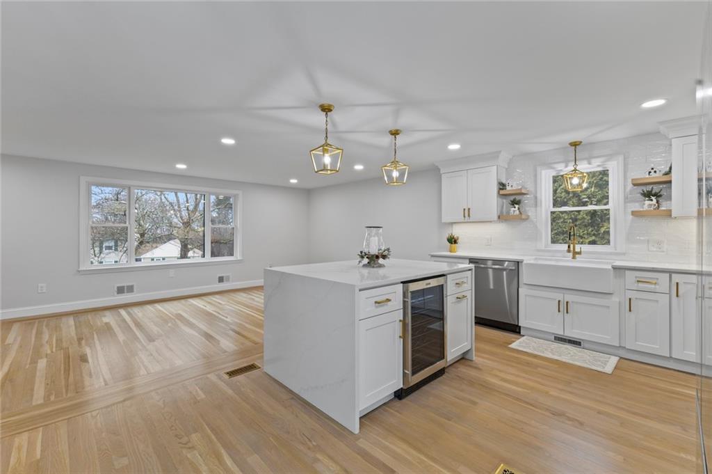 190 South Cobble Hill Road, Warwick