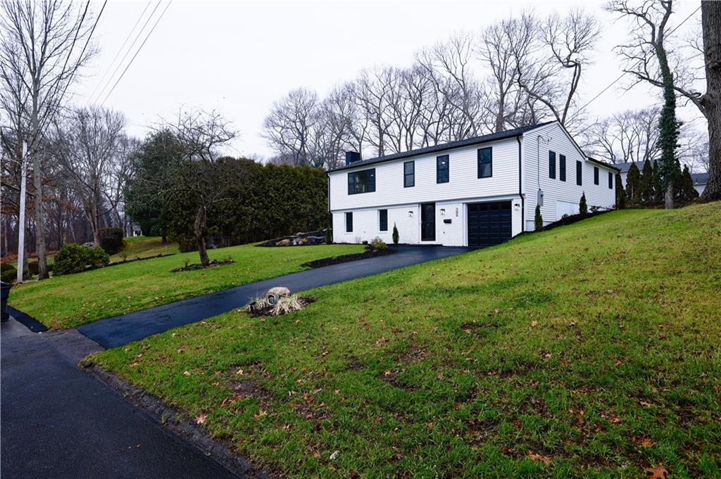 190 South Cobble Hill Road, Warwick