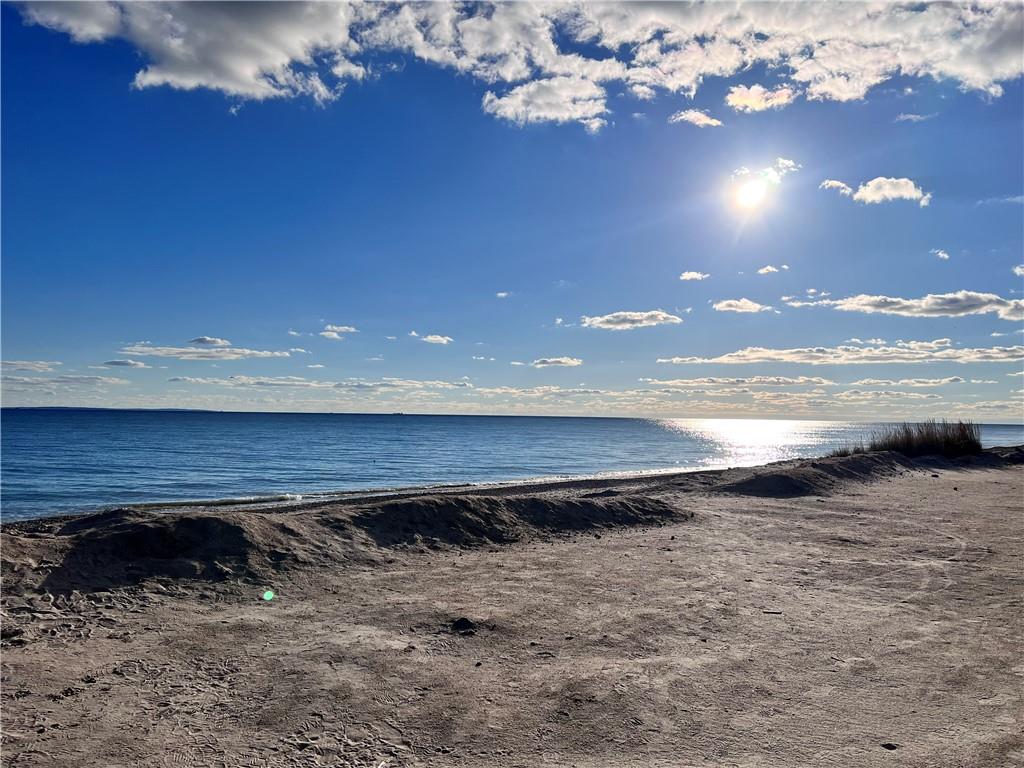 240 - 3e11 Cards Pond Road, South Kingstown