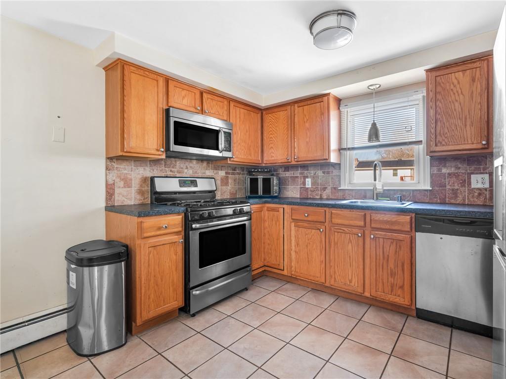 24 Calumet Avenue, Johnston