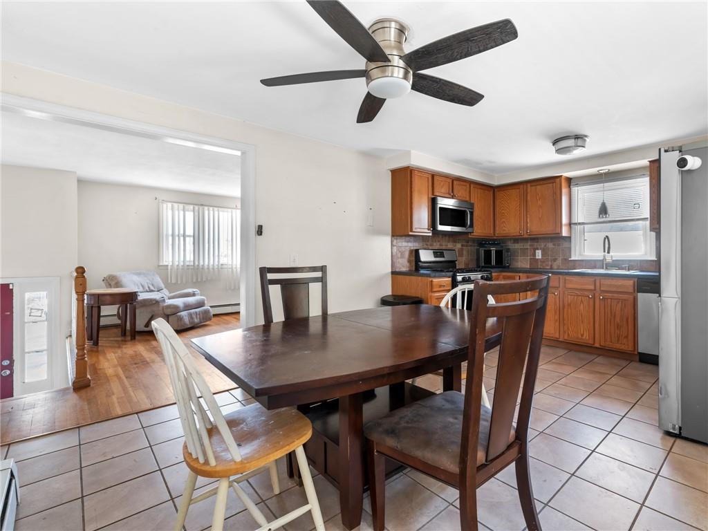 24 Calumet Avenue, Johnston