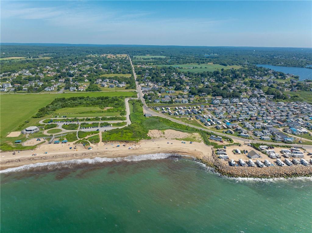 27 Holden Road, South Kingstown