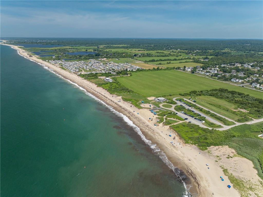 27 Holden Road, South Kingstown