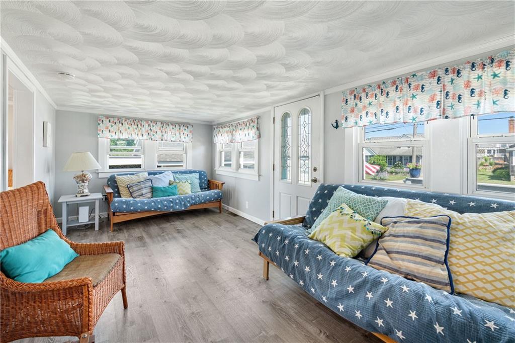 27 Holden Road, South Kingstown