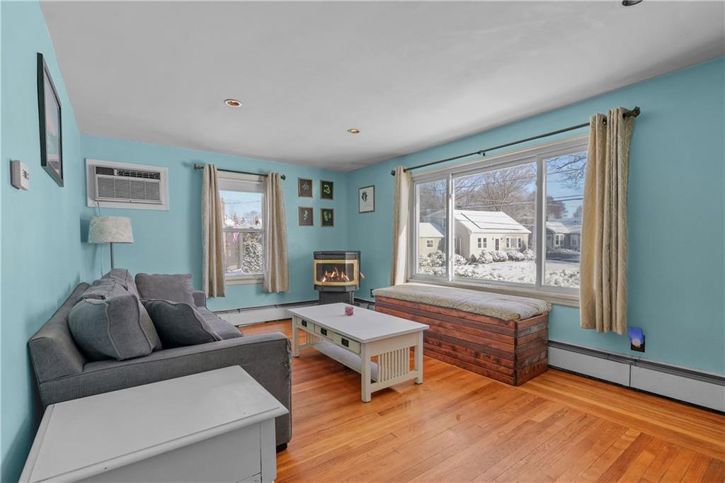 5 Grand View Drive, Warwick