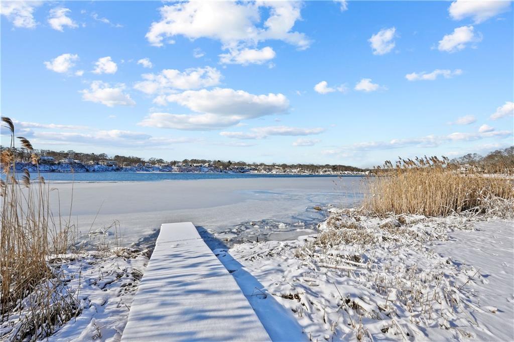 5 Grand View Drive, Warwick