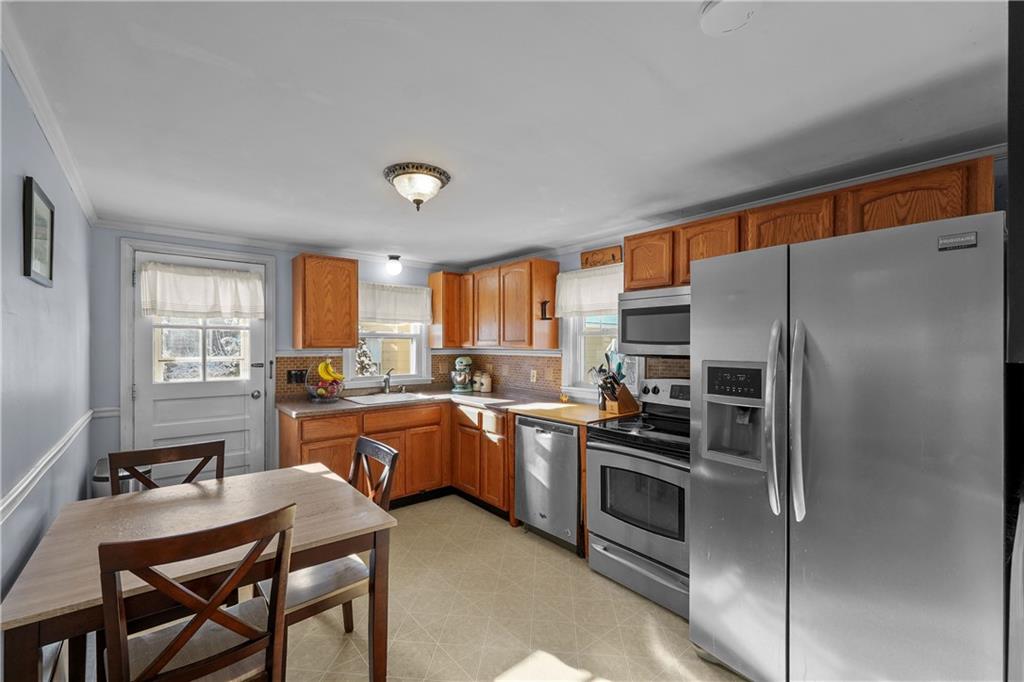 5 Grand View Drive, Warwick