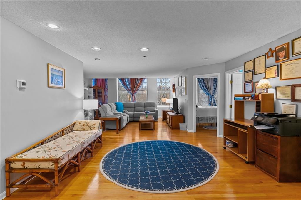 2 School Street, Unit#430, Lincoln