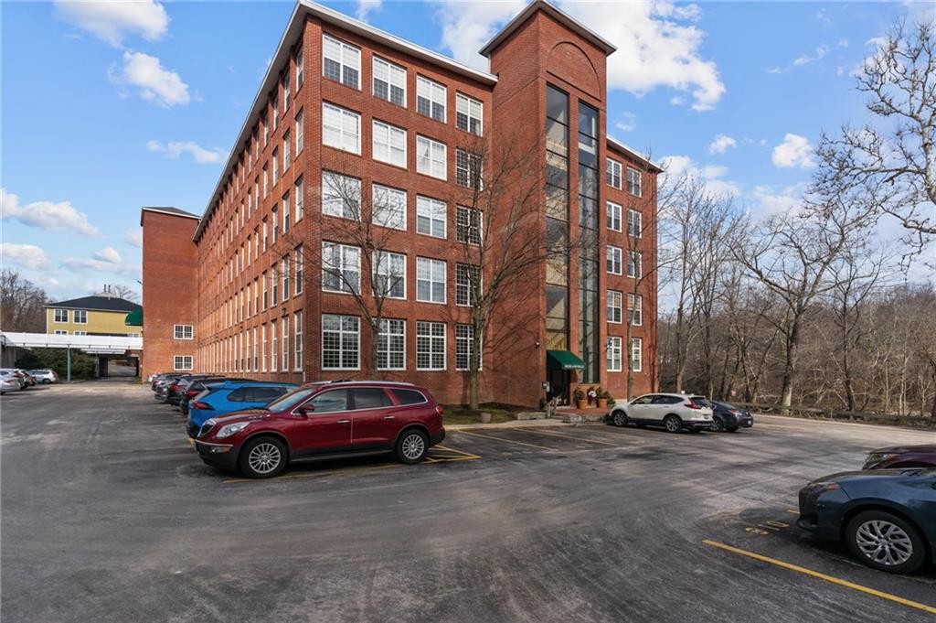 2 School Street, Unit#430, Lincoln