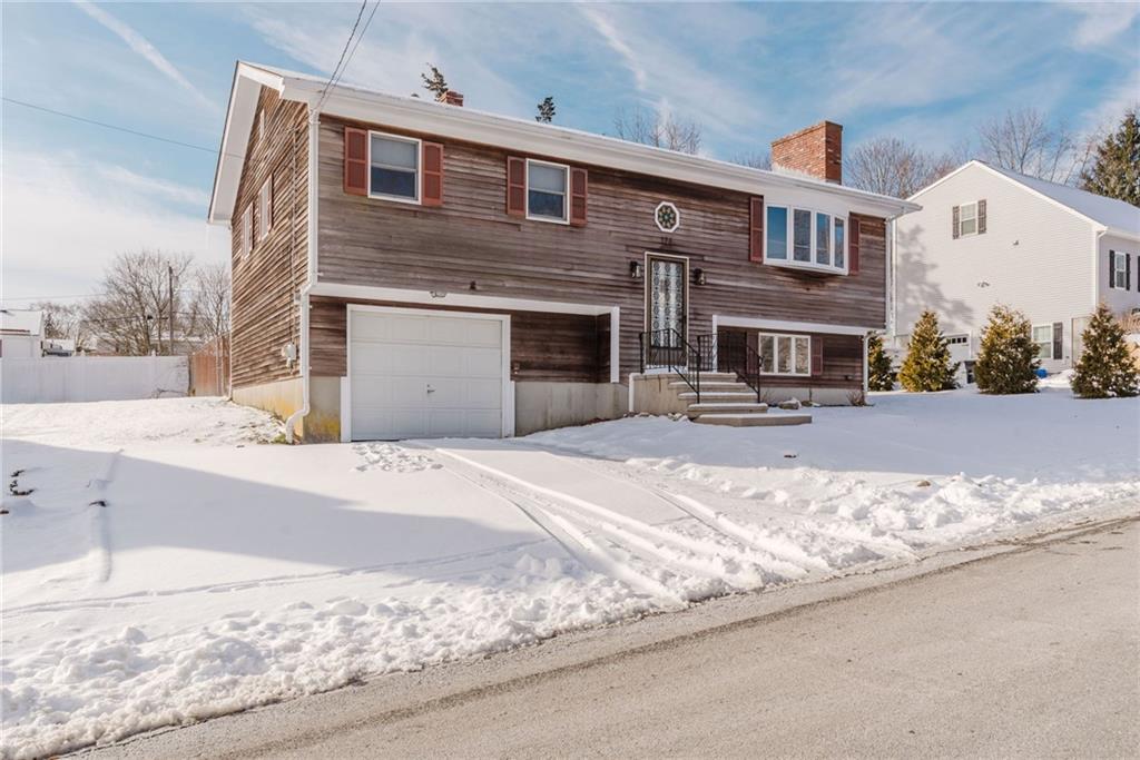 121 Kenyon Road, Tiverton