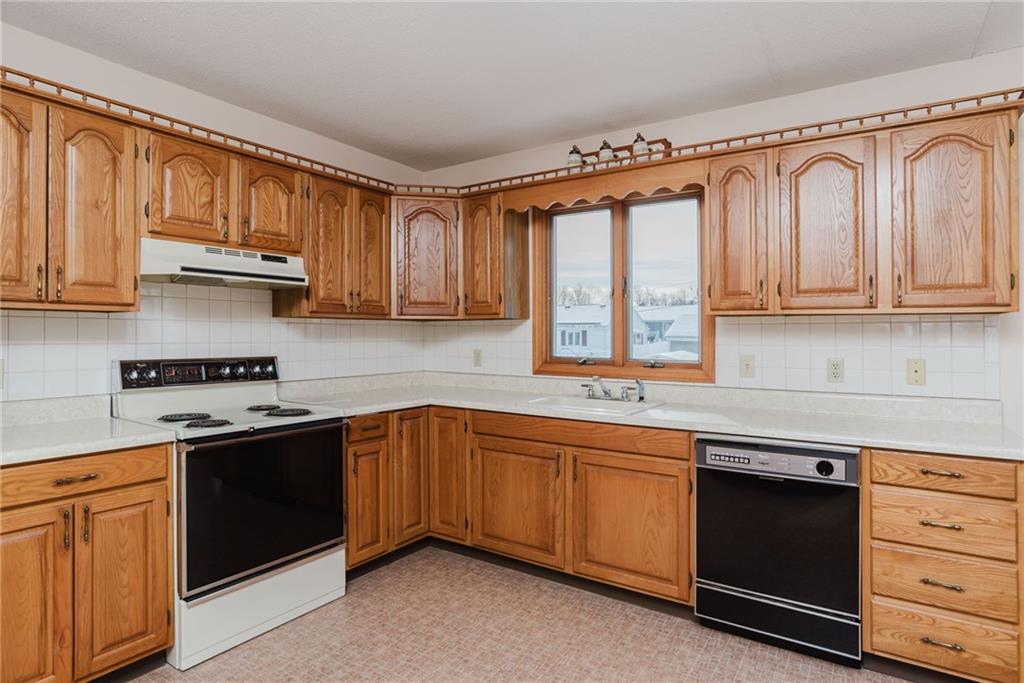 121 Kenyon Road, Tiverton