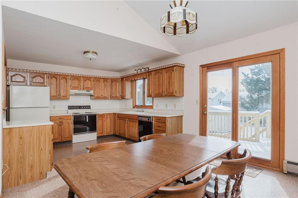 121 Kenyon Road, Tiverton