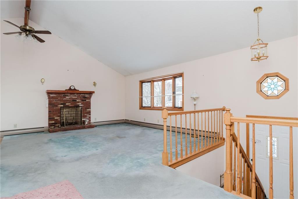 121 Kenyon Road, Tiverton