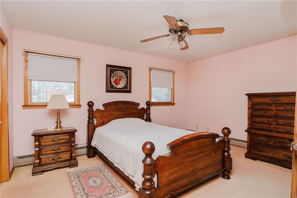 121 Kenyon Road, Tiverton