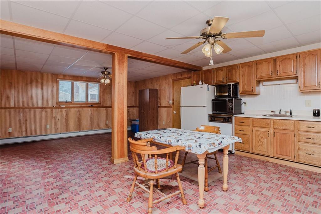 121 Kenyon Road, Tiverton
