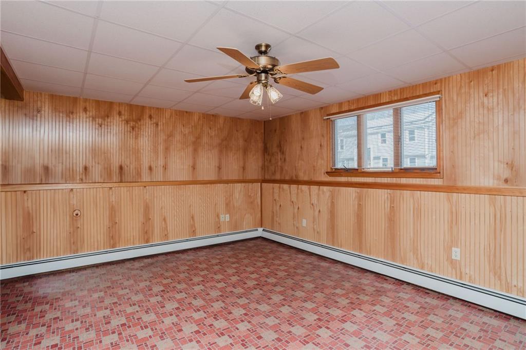121 Kenyon Road, Tiverton