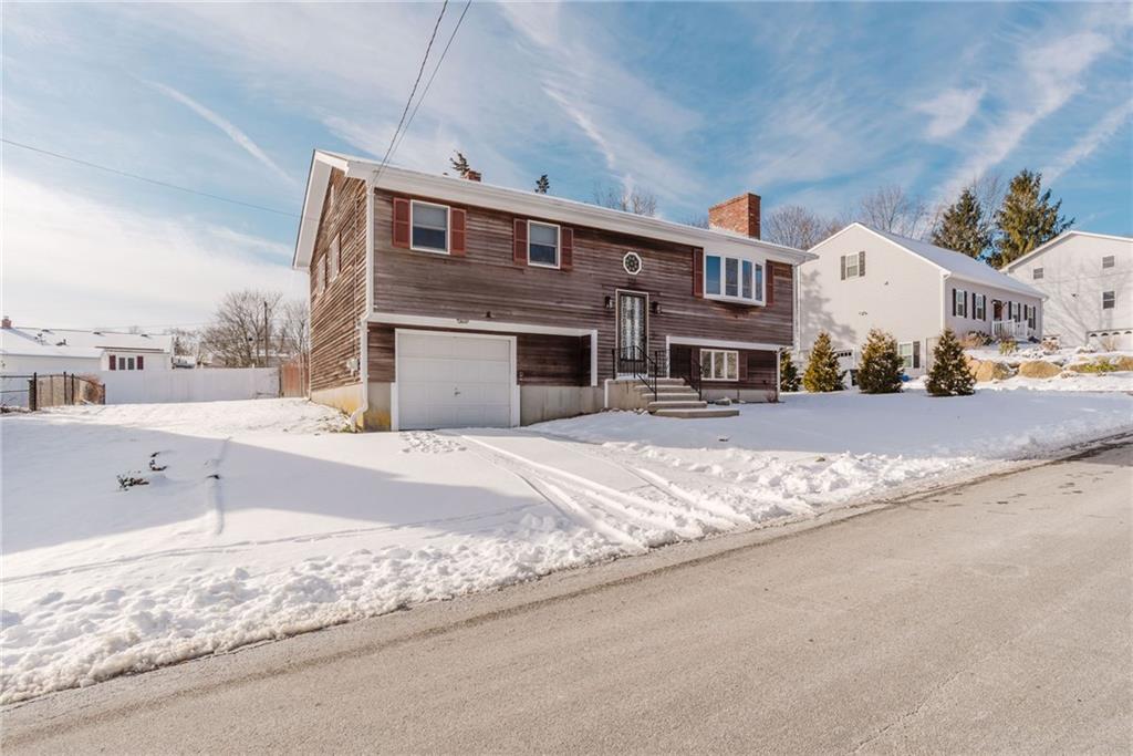 121 Kenyon Road, Tiverton