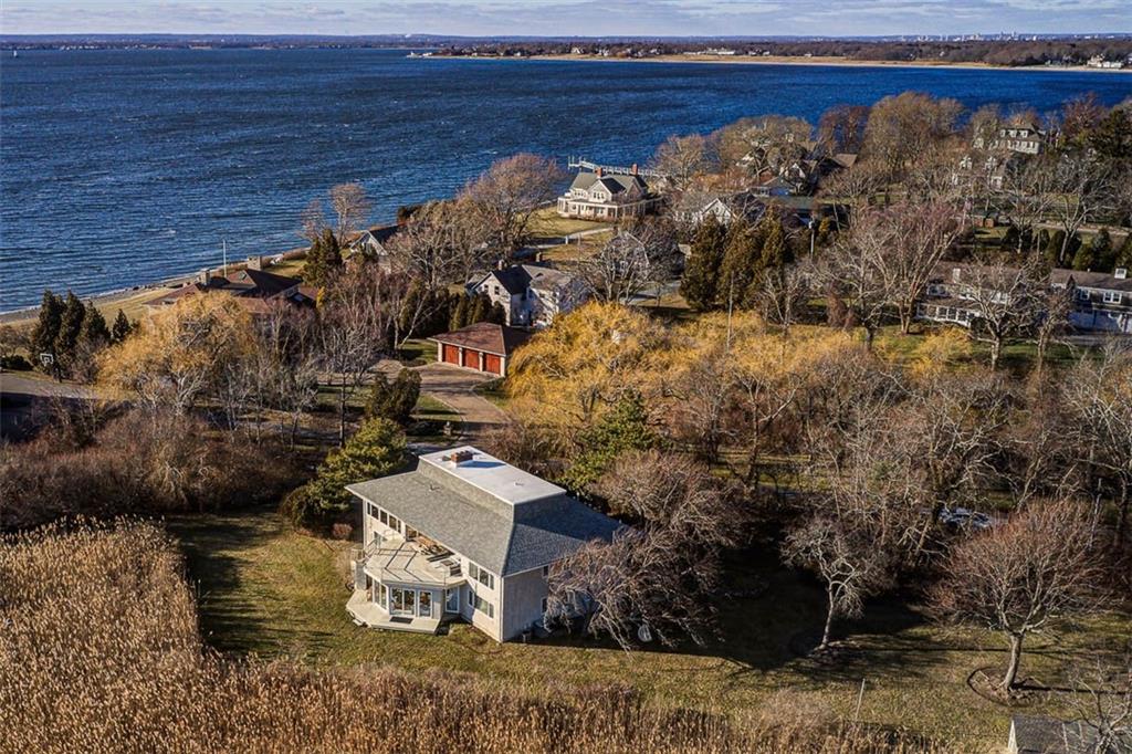 377 Rumstick Road, Barrington