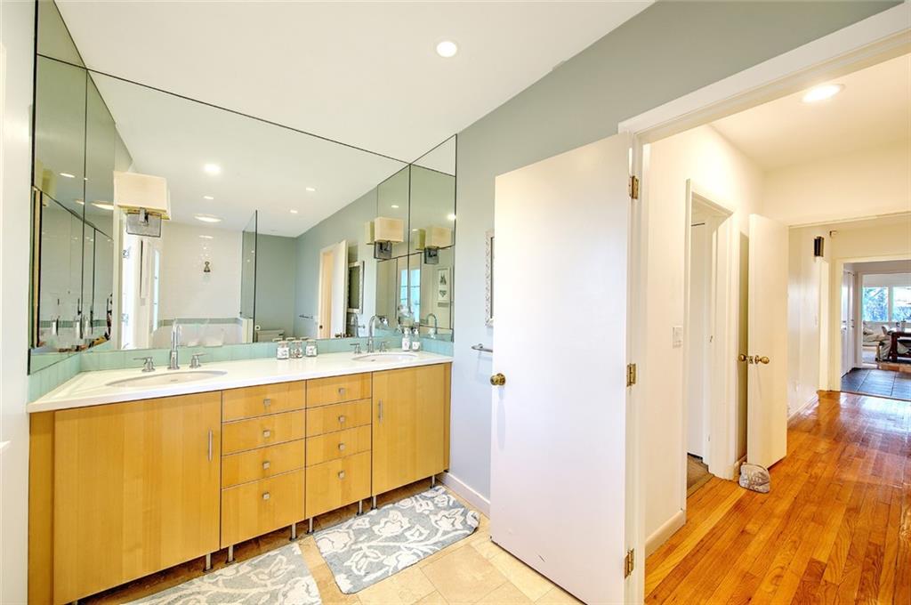 377 Rumstick Road, Barrington
