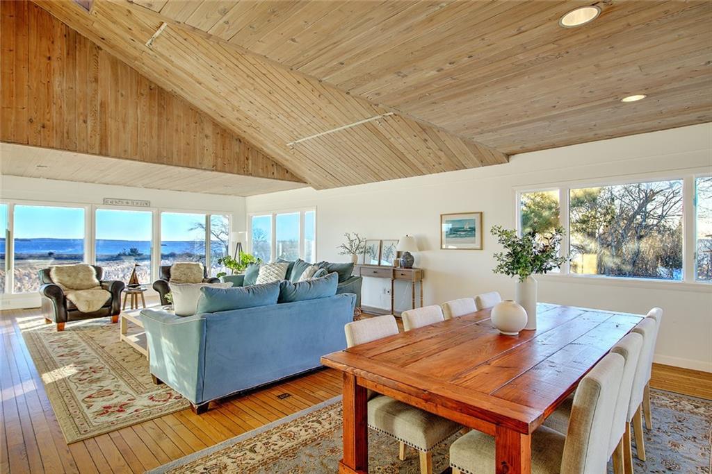 377 Rumstick Road, Barrington