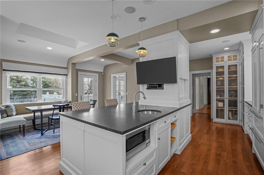 298 Rumstick Road, Barrington