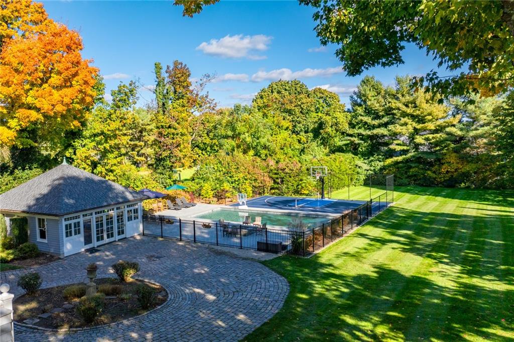 298 Rumstick Road, Barrington