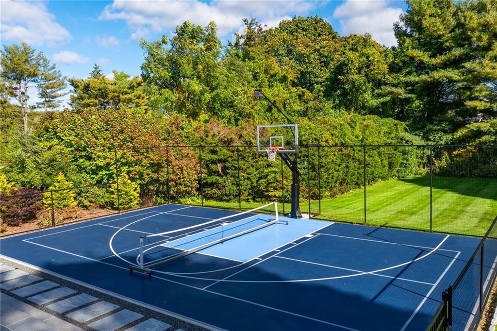 298 Rumstick Road, Barrington
