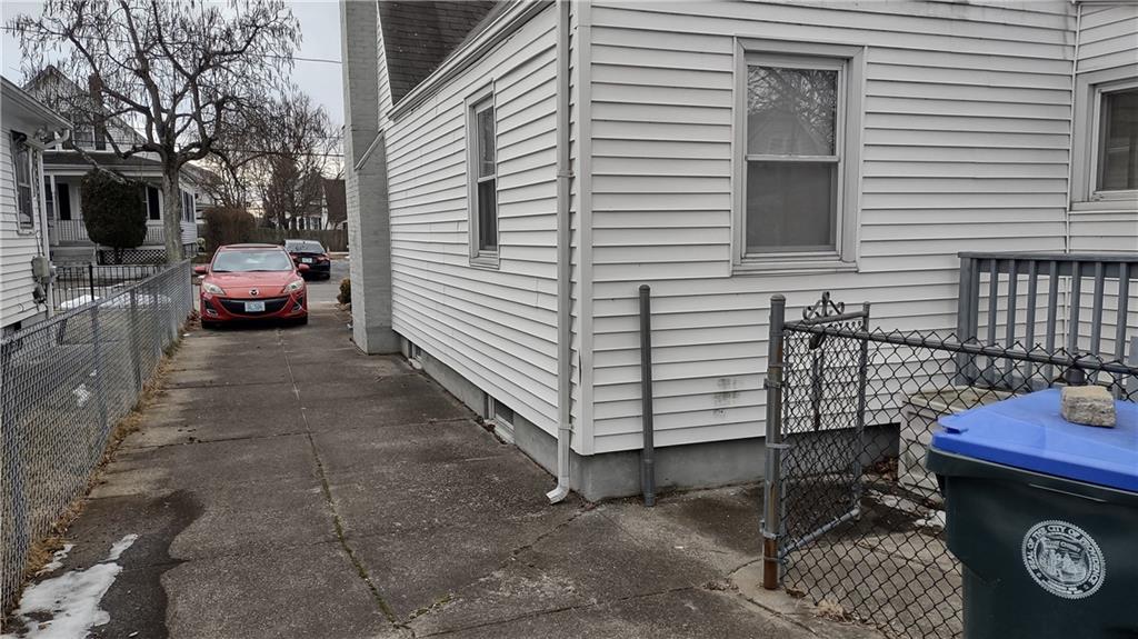 161 Moorefield Street, Providence