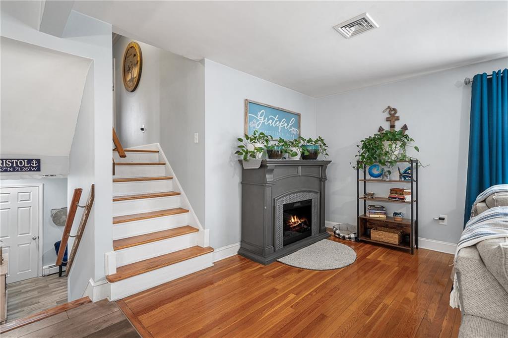 3 Roosevelt Drive, Bristol