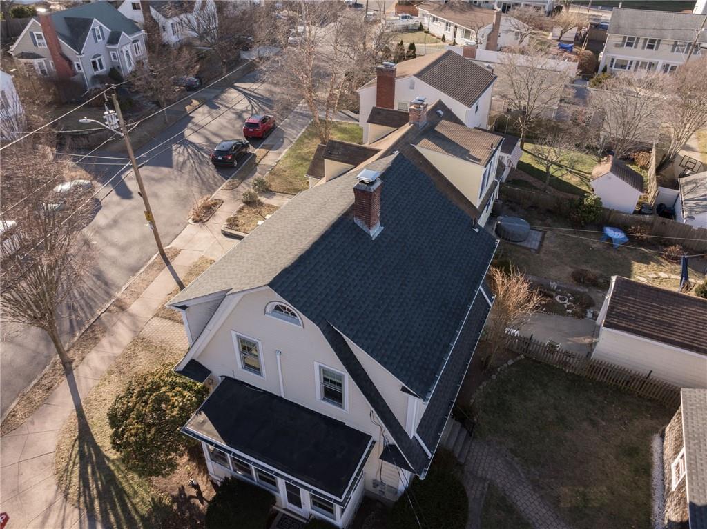 87 Blodgett Avenue, Pawtucket
