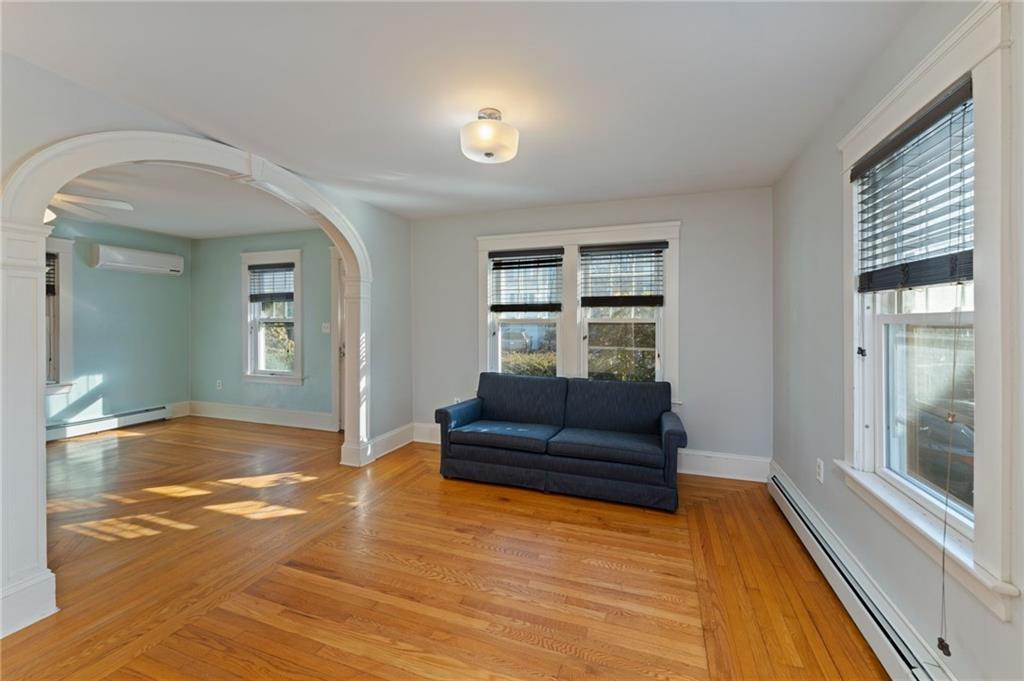 87 Blodgett Avenue, Pawtucket