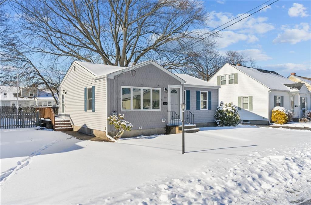 245 Annie Street, Pawtucket