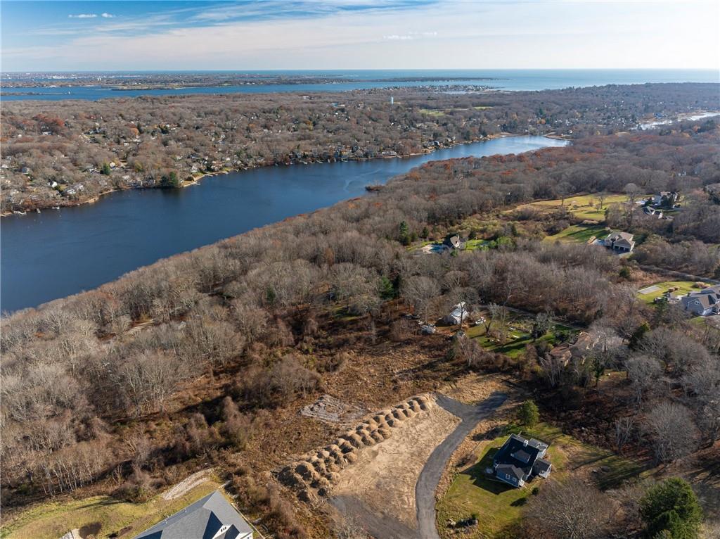 46 Hillside Court, North Kingstown