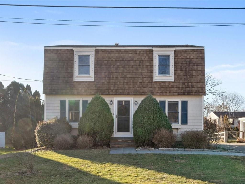 186 Center Avenue, Middletown