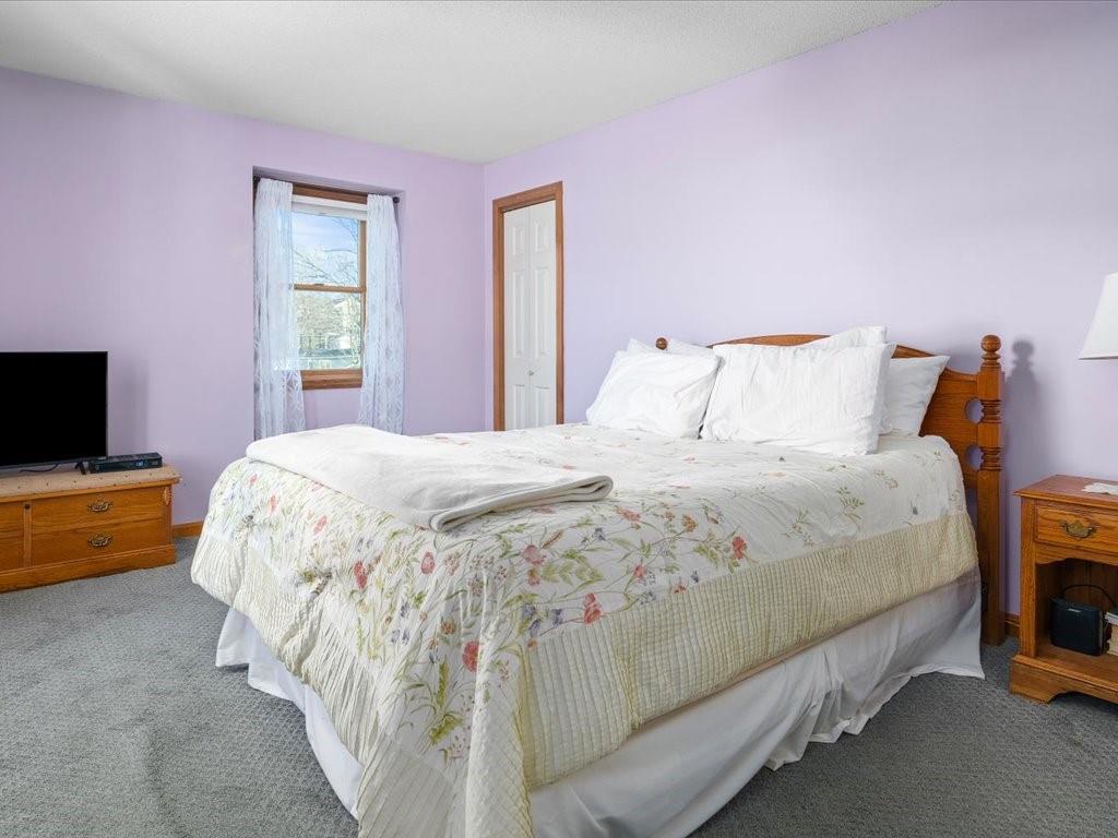 186 Center Avenue, Middletown