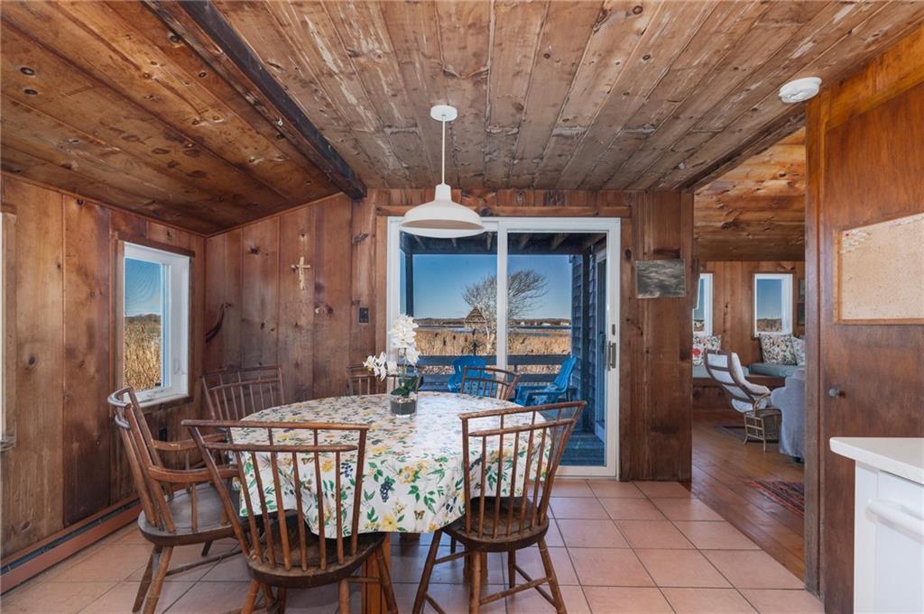 753 Charlestown Beach Road, Charlestown