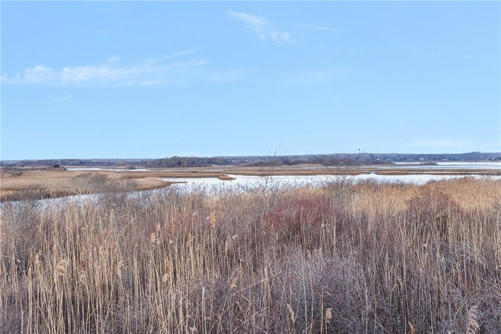 753 Charlestown Beach Road, Charlestown