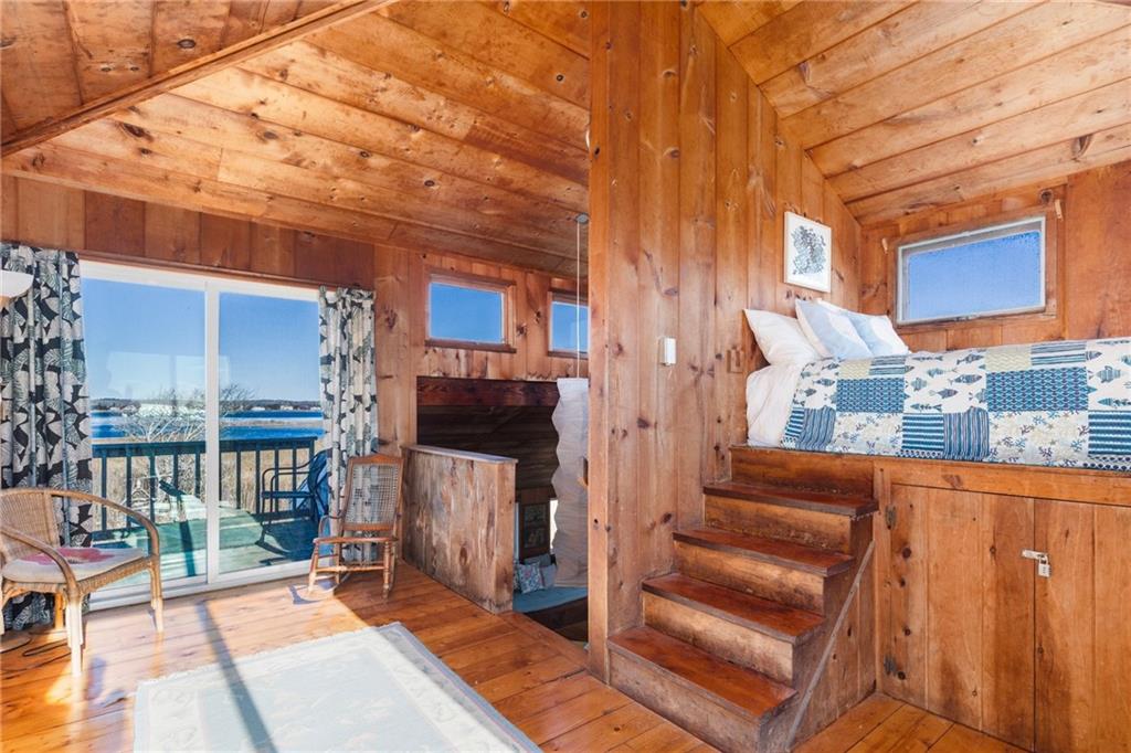 753 Charlestown Beach Road, Charlestown