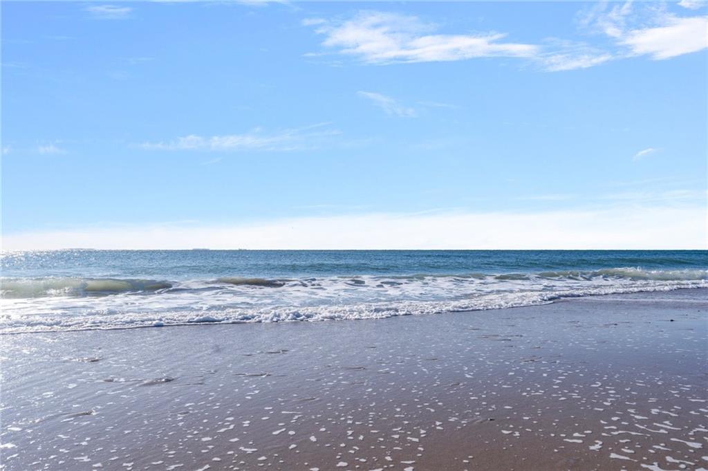 753 Charlestown Beach Road, Charlestown