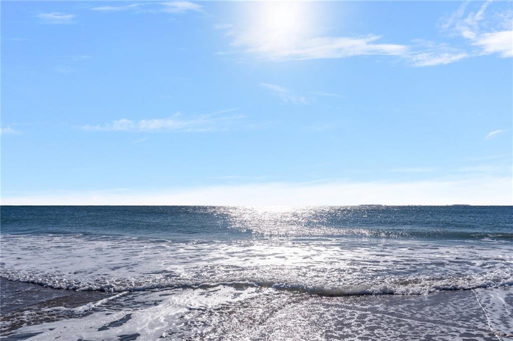 753 Charlestown Beach Road, Charlestown