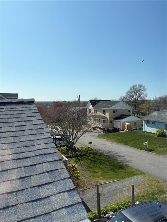 41 Perry Avenue, Middletown