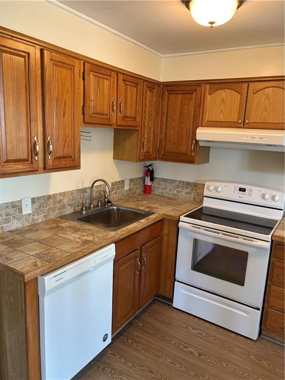 41 Perry Avenue, Middletown