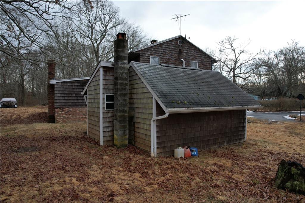 30 Buckeye Brook Road, Charlestown