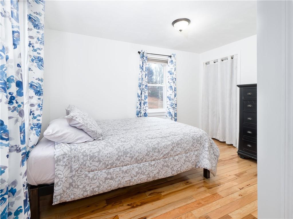 275 Carolina Back Road, Charlestown