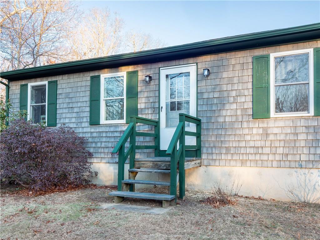 275 Carolina Back Road, Charlestown