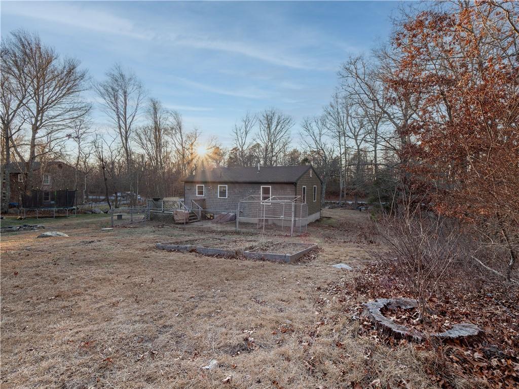 275 Carolina Back Road, Charlestown