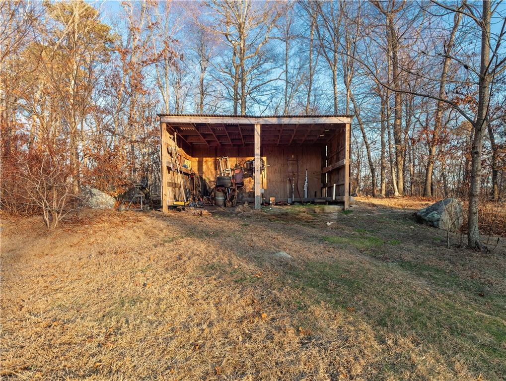 275 Carolina Back Road, Charlestown
