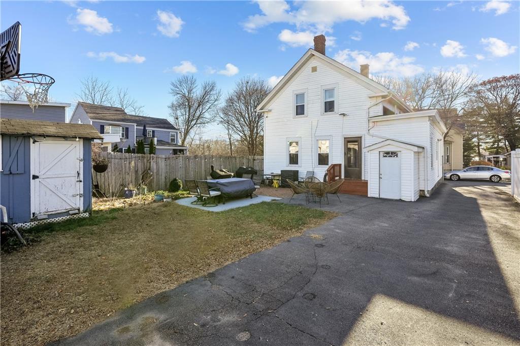 11 Bain Street, Cranston