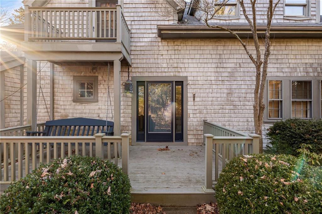 670 Boston Neck Road, Narragansett