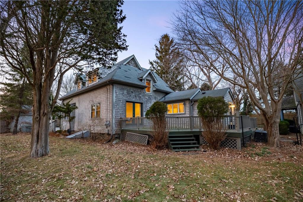 670 Boston Neck Road, Narragansett